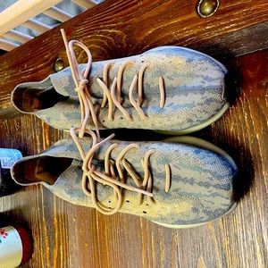Yeezy mens shoes